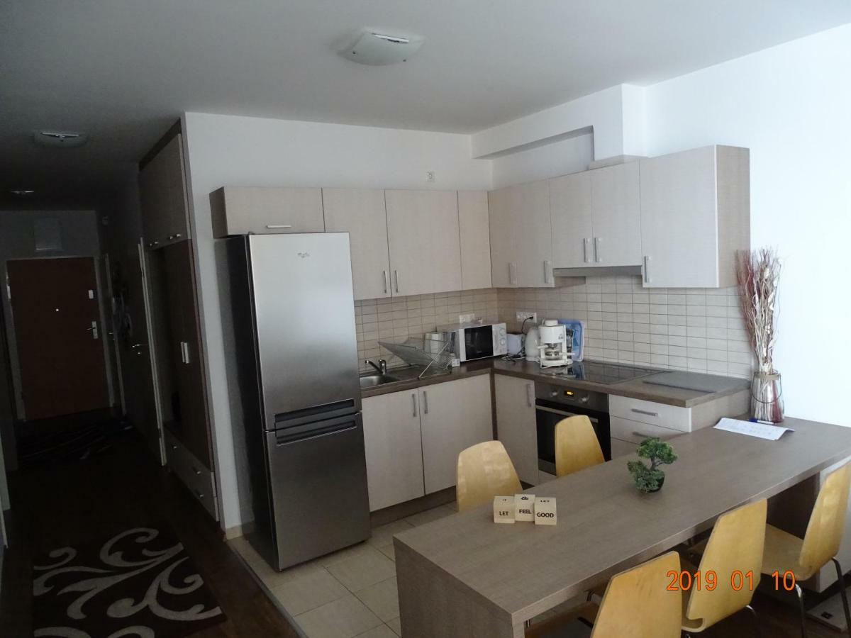 Galeriusbeach Deluxe Apartment Siofok Exterior photo